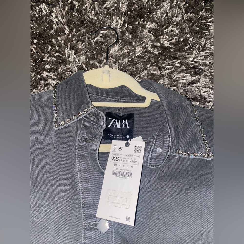 Zara grey denim Button Down Shirt with crystal - Picture 3 of 4